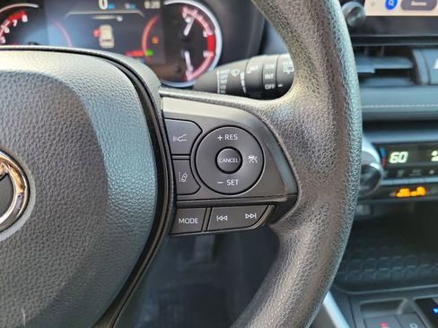 Used 2024 Toyota RAV4 XLE image 18