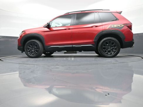 Certified 2023 Honda Passport TrailSport image 33