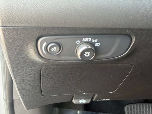 Used 2024 Buick Encore GX Preferred FWD image 25
