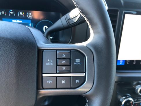 New 2026 Ford F250 Lariat w/ FX4 Off-Road Package image 17