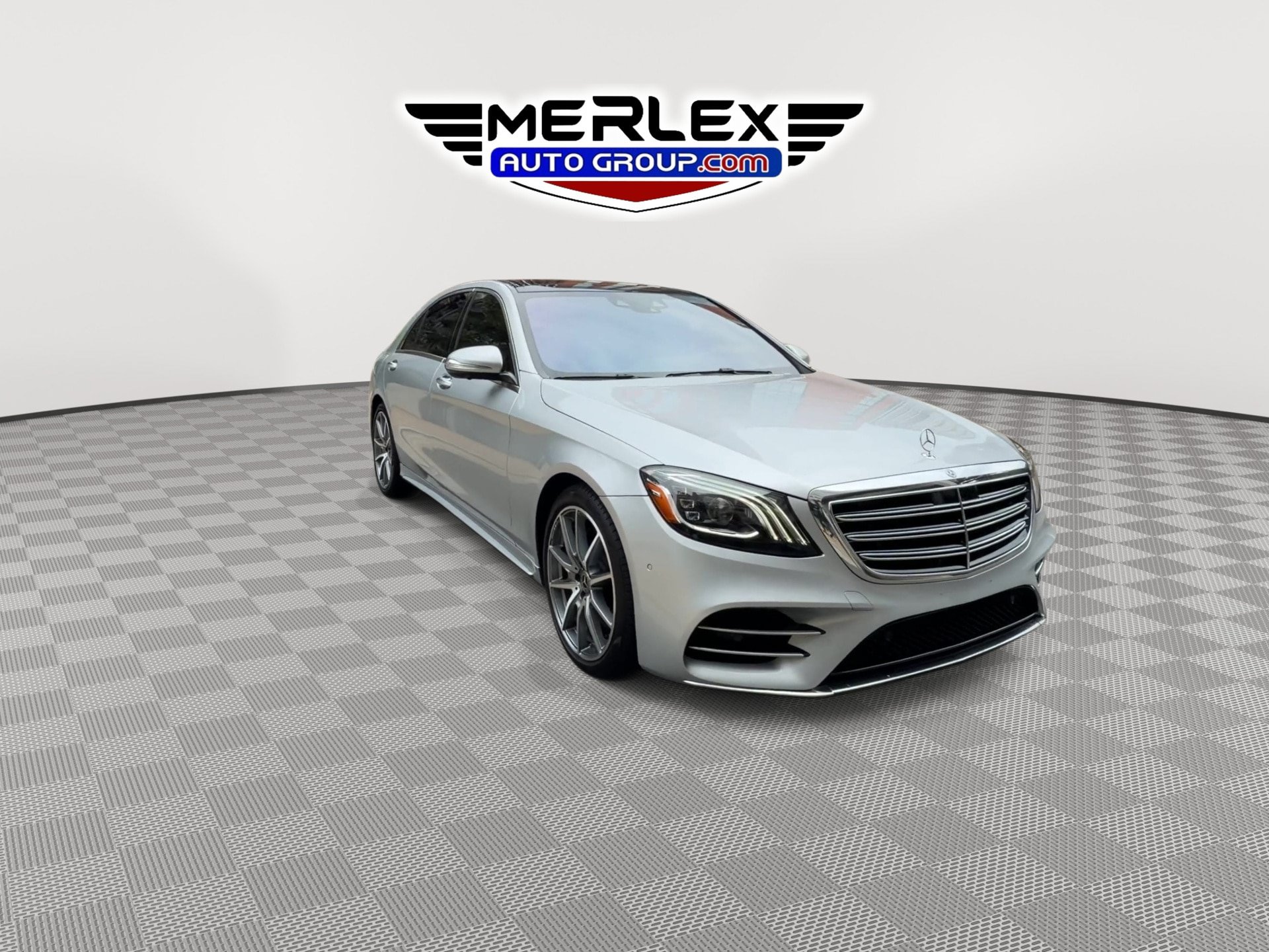 Used 2018 Mercedes-Benz S 560 4MATIC Sedan image 2