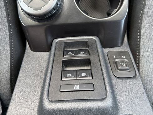 Used 2025 Ford Bronco Big Bend AWD/4WD image 16