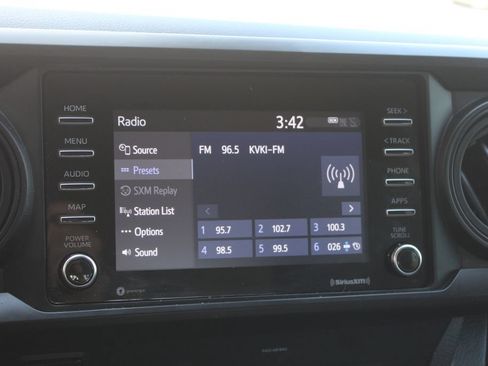 Used 2021 Toyota Tacoma SR w/ SR Convenience Package RWD image 16