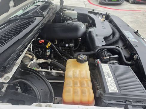 Used 2003 GMC Yukon XL SLT w/ 1SD Preferred Equipment Group RWD image 51