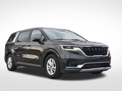 Certified 2024 Kia Carnival LX