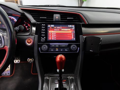Used 2021 Honda Civic Type R image 18