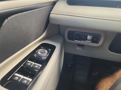 New 2026 Lincoln Nautilus Premier w/ Jet Appearance Package image 29