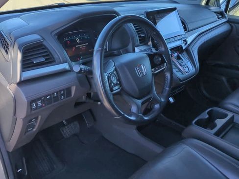 Used 2019 Honda Odyssey EX-L image 2