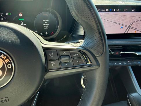 Used 2024 Alfa Romeo Tonale Ti image 35