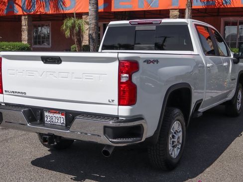 Used 2023 Chevrolet Silverado 2500 LT w/ Convenience Package image 9