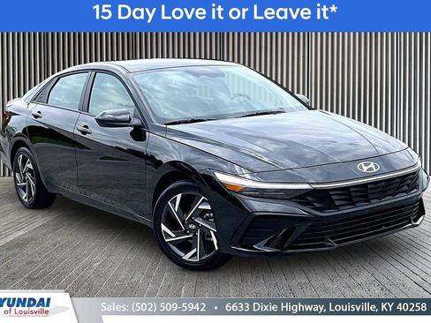 Certified 2025 Hyundai Elantra SEL FWD image 1