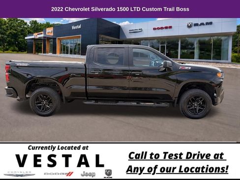 Used 2022 Chevrolet Silverado 1500 Custom Trail Boss w/ LPO, Dark Essentials Package AWD/4WD image 7