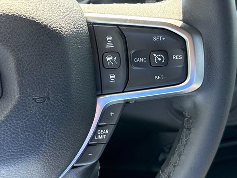 Used 2026 RAM 2500 Big Horn AWD/4WD image 29