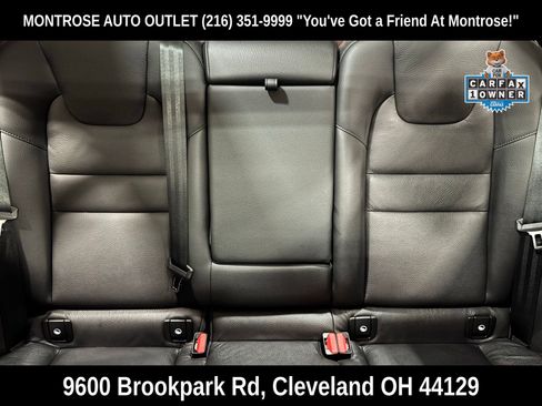 Used 2025 Volvo V60 B5 Cross Country Plus image 30