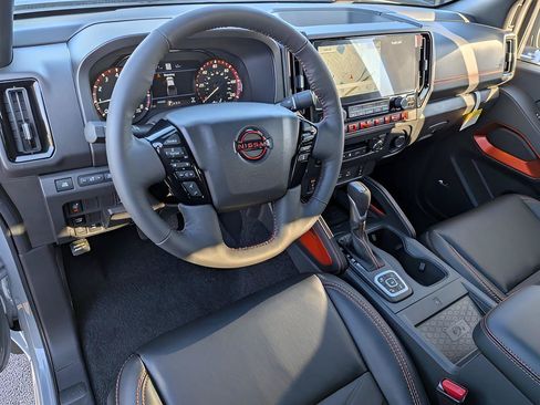 New 2026 Nissan Frontier PRO-4X w/ Pro Premium Package AWD/4WD image 10