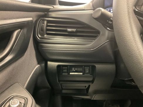 Used 2025 Subaru Forester Premium AWD/4WD image 12
