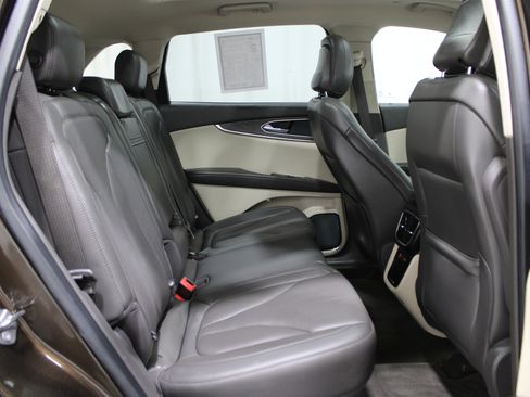 Used 2020 Lincoln Nautilus Reserve w/ Equipment Group 201A image 30