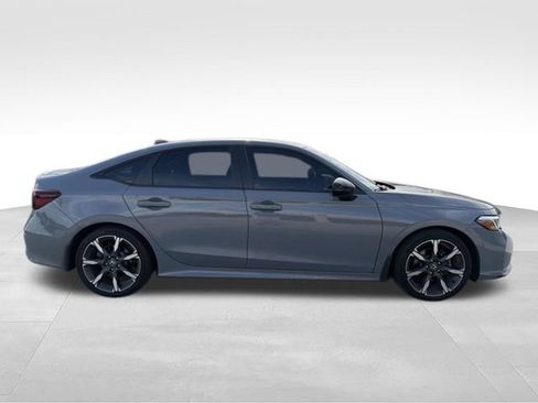 Used 2025 Honda Civic Sport image 3