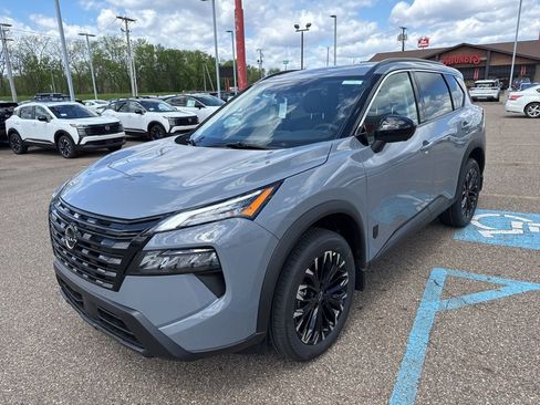 New 2026 Nissan Rogue SV AWD/4WD image 3