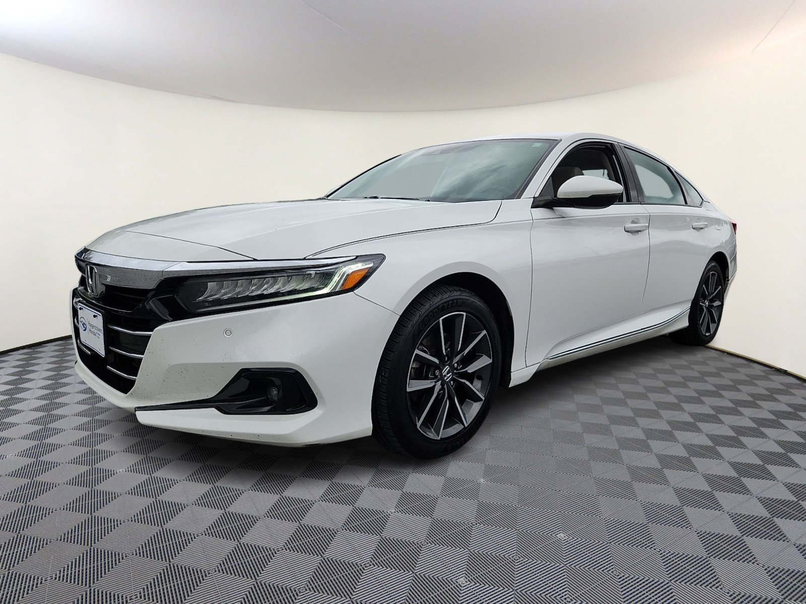 Used 2022 Honda Accord EX-L image 3
