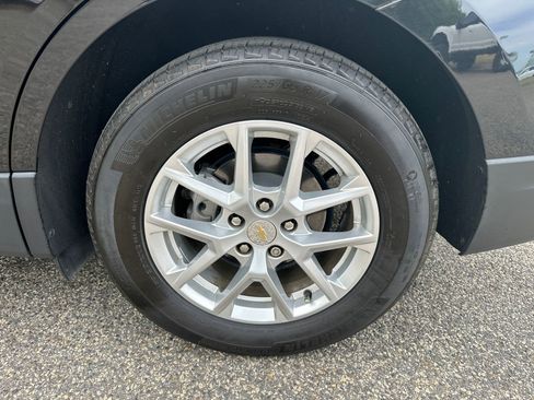 Used 2023 Chevrolet Equinox LS w/ LS Convenience Package image 16