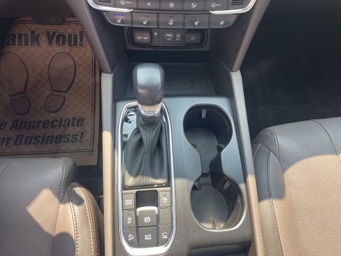 Used 2019 Hyundai Santa Fe Limited w/ Cargo Package image 38