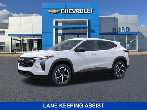 New 2026 Chevrolet Trax RS w/ Driver Confidence Package image 3