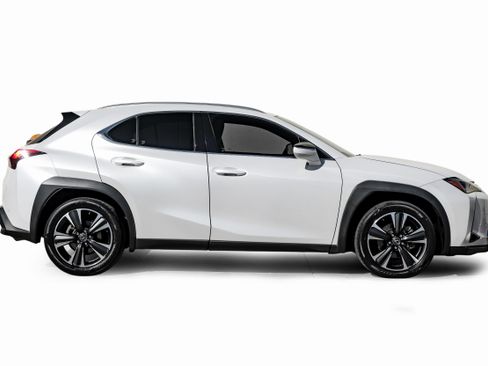 Used 2021 Lexus UX 250h w/ Premium Package image 6