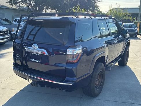 Used 2018 Toyota 4Runner Limited AWD/4WD image 5
