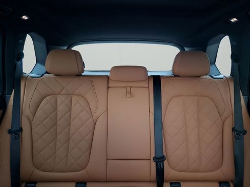 Used 2025 BMW X5 M60i image 42