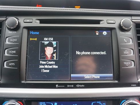 Used 2019 Toyota Highlander Plus image 9