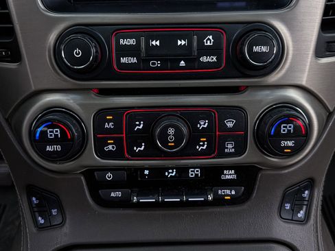 Used 2016 GMC Yukon Denali w/ Open Road Package image 23