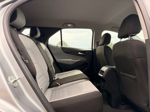 Used 2023 Chevrolet Equinox LS AWD/4WD image 20