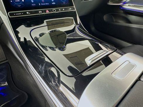 New 2026 Mercedes-Benz CLE 300 4MATIC Coupe image 5