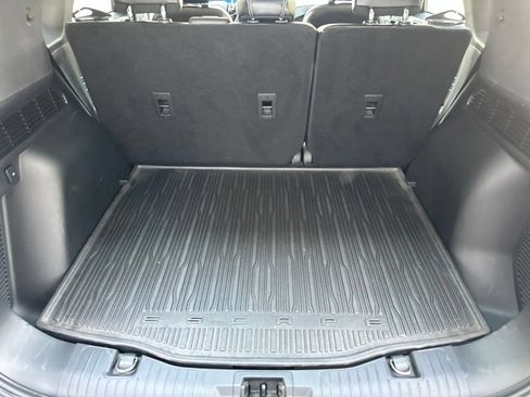 Used 2023 Ford Escape Platinum AWD/4WD image 23