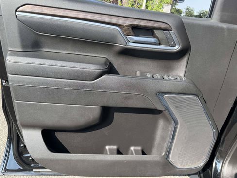Certified 2023 Chevrolet Silverado 1500 LT AWD/4WD image 16