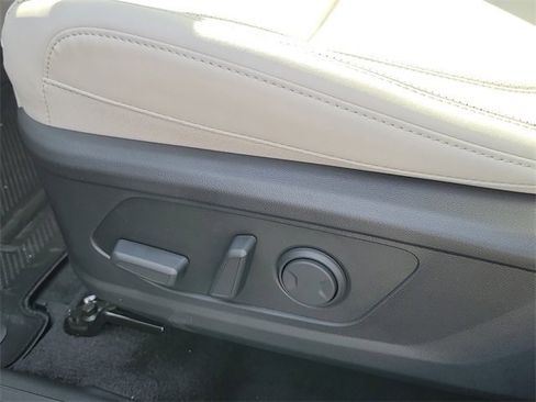 New 2026 Hyundai Tucson SEL image 17