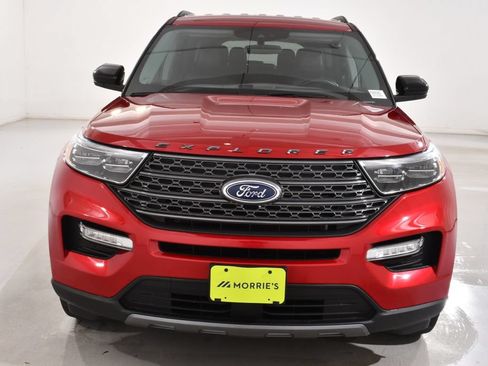 Used 2023 Ford Explorer XLT w/ Equipment Group 202A AWD/4WD image 3