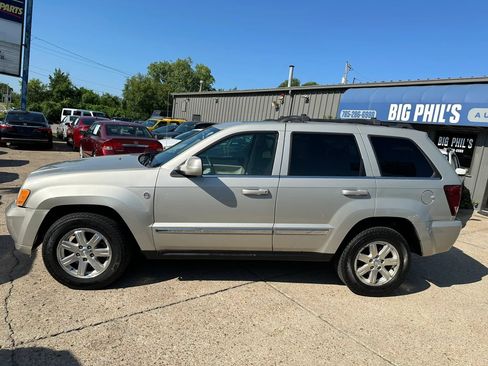 Used 2008 Jeep Grand Cherokee Limited AWD/4WD image 4
