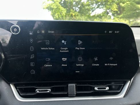Used 2025 Chevrolet Equinox LT w/ Convenience Package II FWD image 25