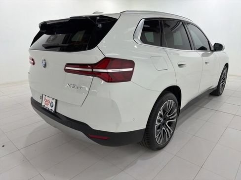 Used 2025 BMW X3 xDrive30i AWD/4WD image 5