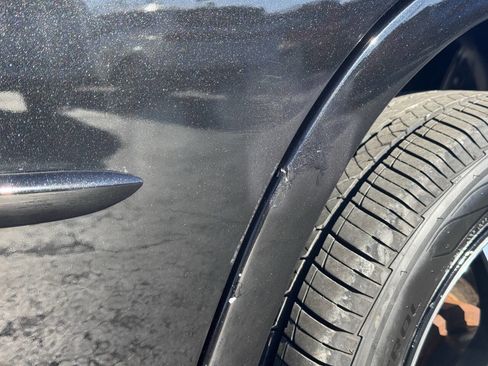 Used 2010 Dodge Charger SXT image 14