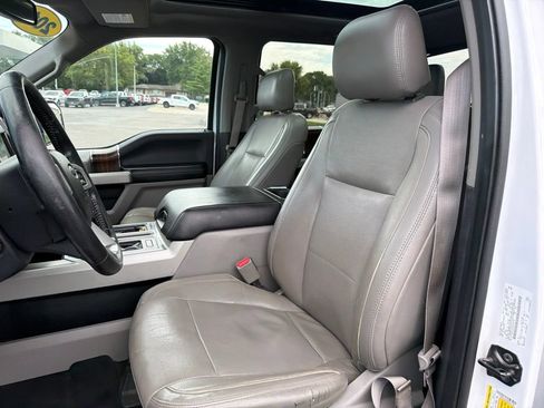 Used 2016 Ford F150 Lariat w/ Equipment Group 502A Luxury AWD/4WD image 12