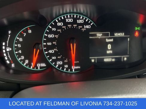 Certified 2022 Chevrolet Trax LT w/ LT Convenience Package image 12