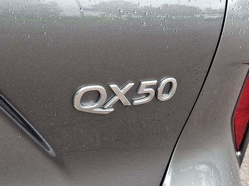 Certified 2023 INFINITI QX50 Luxe AWD/4WD image 32