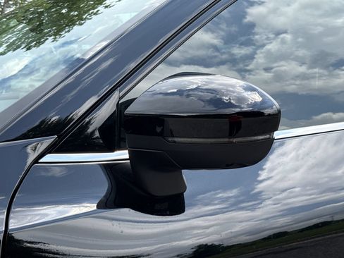 New 2026 Nissan Pathfinder SL FWD image 28