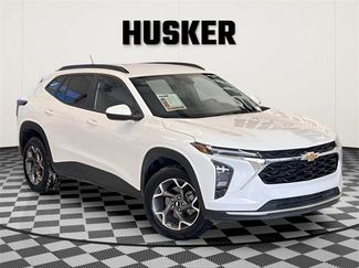 Certified 2025 Chevrolet Trax LT w/ LT Convenience Package video 1