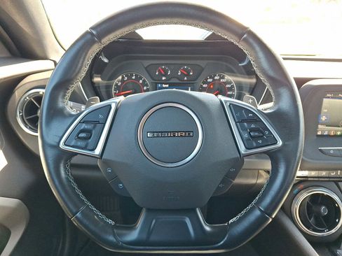 Used 2021 Chevrolet Camaro LT image 17