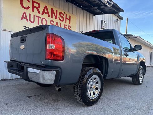 Used 2010 Chevrolet Silverado 1500 W/T w/ LS Package image 3