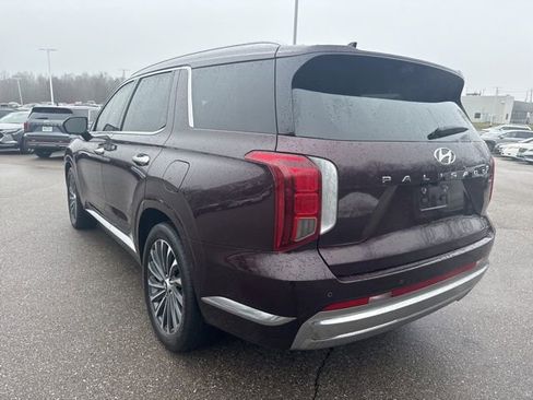 Used 2024 Hyundai Palisade Calligraphy image 5